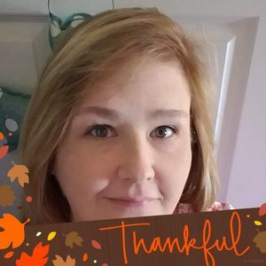 Meet your Posher, Mello-dee